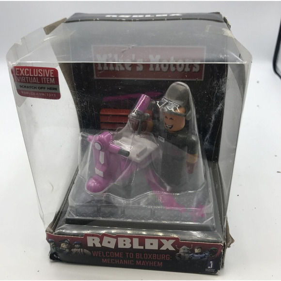 Roblox Welcome To Bloxburg Mechanic Mayhem Figure w/ Exclusive Virtual Item - Picture 1 of 7